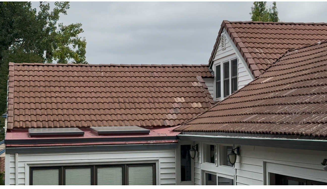 Tile Roof Cleaning in Vancouver, WA – Restoring Curb Appeal Without Damaging Delicate Roofing